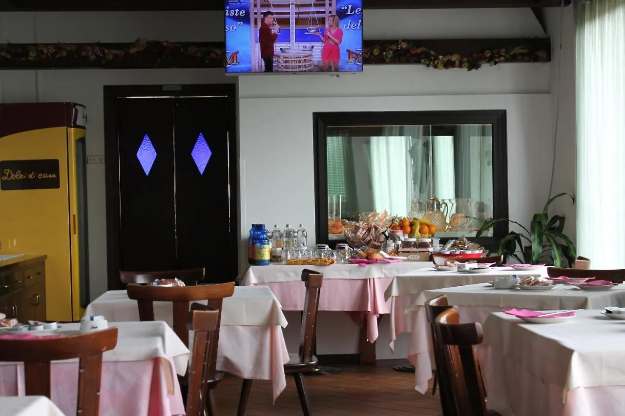Hotel O'Scugnizzo 2 Belluno Itália