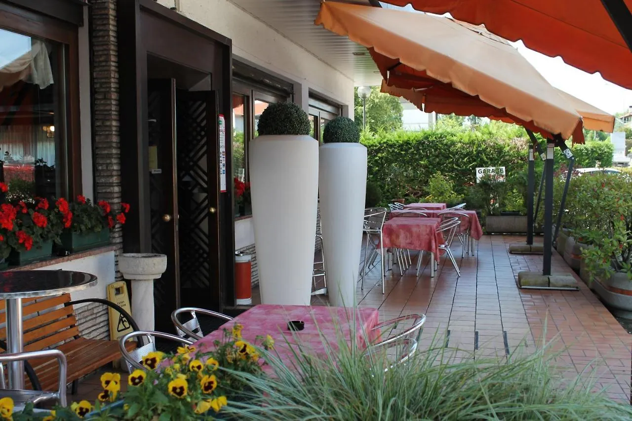 Hotel O'Scugnizzo 2 Belluno